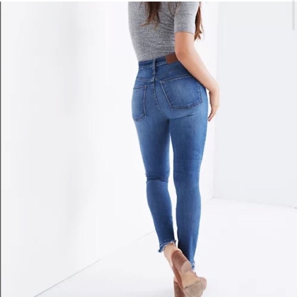 Madewell Curvy High-Rise Skinny Jeans: Drop Step-Hem Edition - Picture 4 of 11